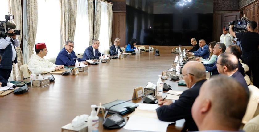 الحوار الإجتماعي.. الأوضاع الإقتصادية والمالية على طاولة جولة أبريل 