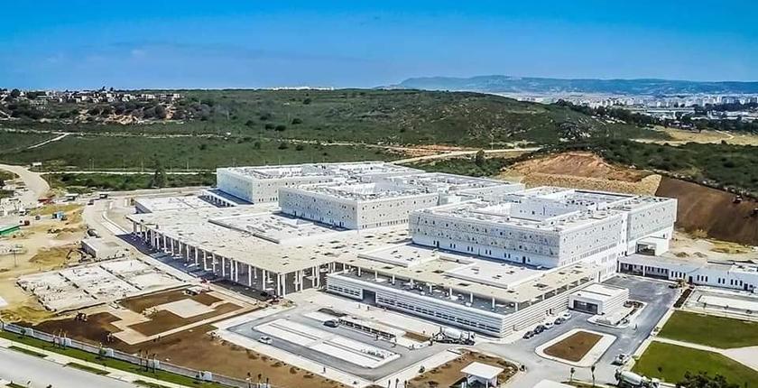 ساكنة الشمال تطالب  بتحسين وسائل الوصول إلى المستشفى الجامعي بطنجة