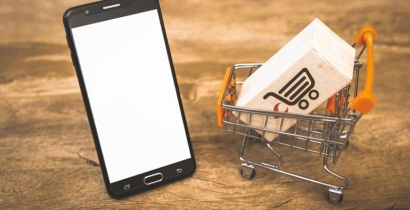 التجارة الإلكترونية ..أندونيسيا تصدر قرارا يمنع بيع السلع على مواقع التواصل الاجتماعي