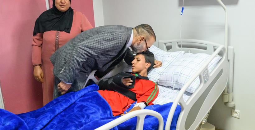 زلزال الحوز.. زيارة جلالة الملك للضحايا درس لكل الشعوب