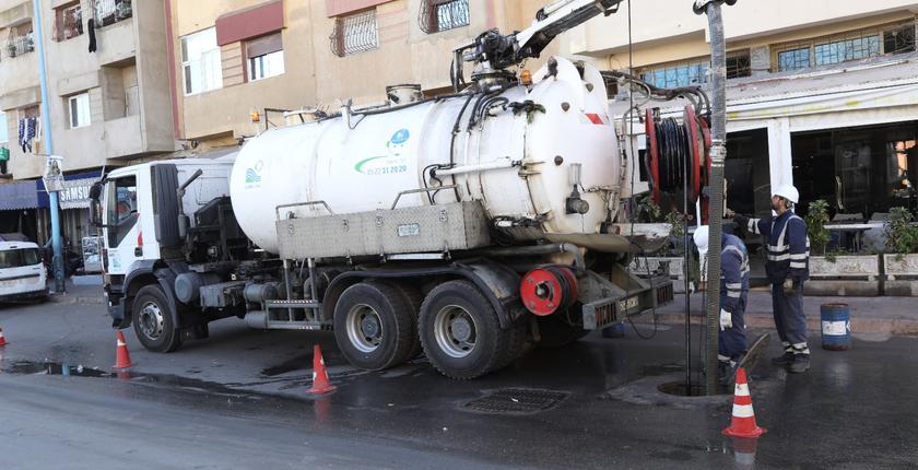 ليديك...عمليات تنظيف و صيانة شبكة التطهير السائل بدار بوعزة أولاد عزوز
