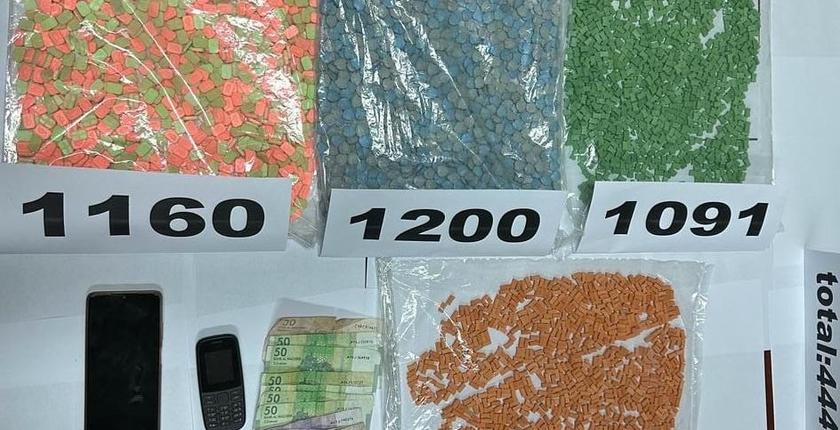 اعتقال فتاة وشاب حاولا إغراق فاس بحبوب "الإكستازي"
