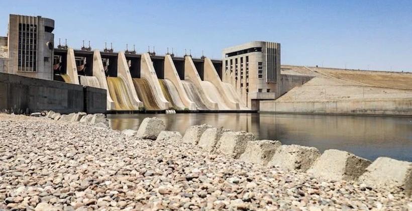 الخبير رشيد فاسح يناشد الحكومة بضرورة تدبير المياه والطاقة في ظل شح الأمطار
