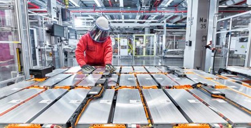 توقيع شراكة بين مناجم و شركة"Electronics Corporation" الصينية لانتاج بطاريات السيارات