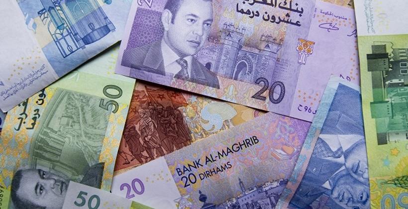 ارتفاع الدرهم مقابل الدولار وتراجعه أمام الأورو