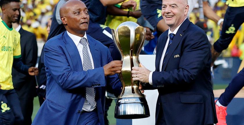 بعد خسارته نهائي الدوري الأفريقي.. رئيس "الفيفا" يشكر الوداد