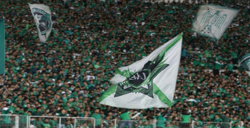 قبل مونديال الأندية.. "الفيفا" تتغنى بجمهور الرجاء الرياضي