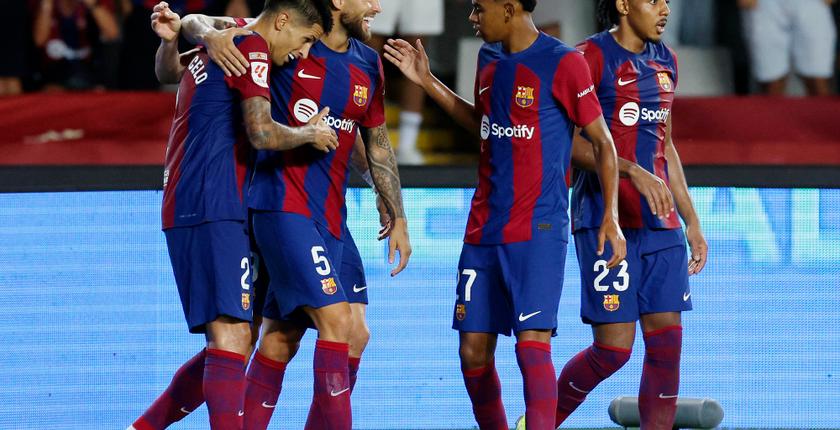 برشلونة يسعى لتجاوز بلباو والإقتراب من الصدارة