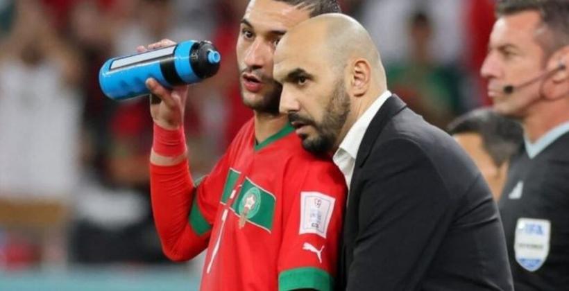 حكيم زياش يغادر معسكر الأسود و يعود إلى تركيا