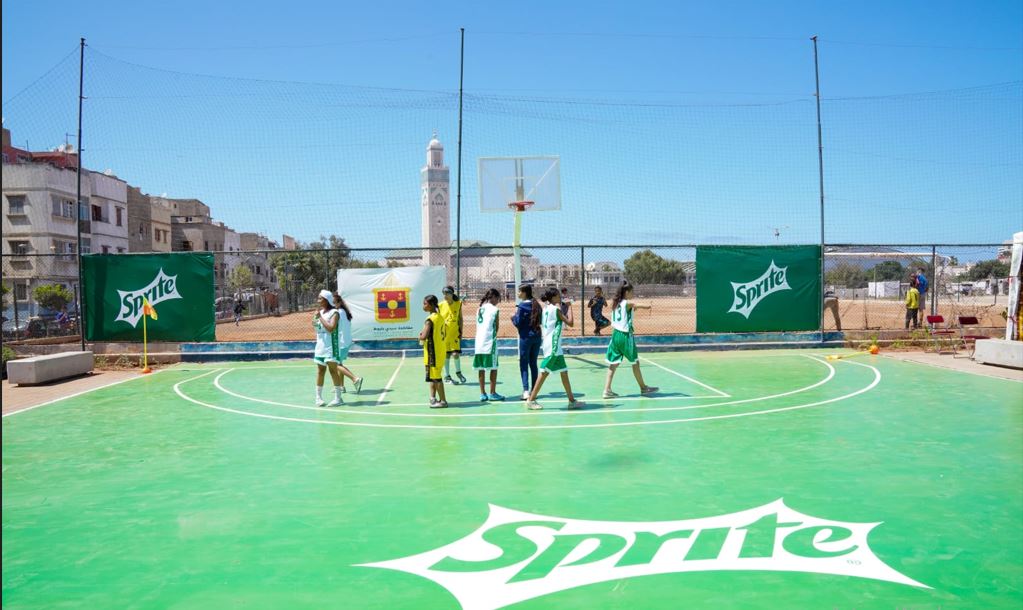 Derb Taliane : Inauguration d'une aire d'activités sportives et récréatives grâce à l'alliance entre l'arrondissement de Sidi Belyout et Sprite