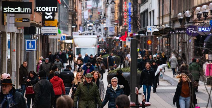 إلغاء إلزامية ارتداء الكمامات في إسبانيا 