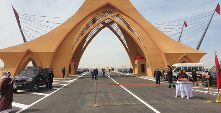 بالفيديو.. افتتاح المدخل الجديد لمدينة العيون على شكل "خيمة"