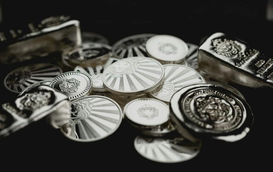 Iran Hormuz restrictions drive copper and silver price surge