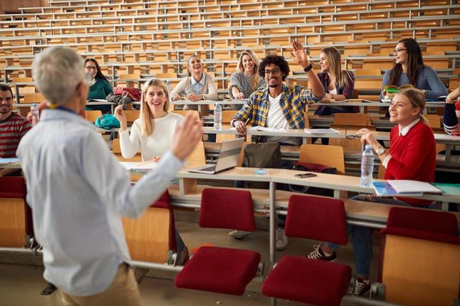 Étudier en France : le rêve français devient plus coûteux pour les Marocains