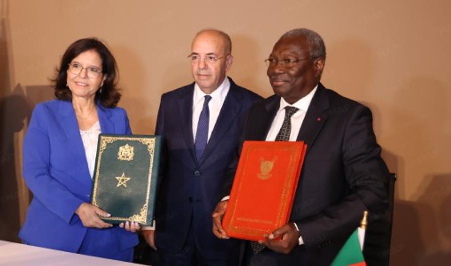 معرض الفلاحة....المغرب والكاميرون يعززان شراكتهما باتفاق إطار في الصيد البحري