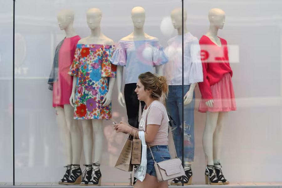 Canada retail sales rise in February with continued growth expected in March