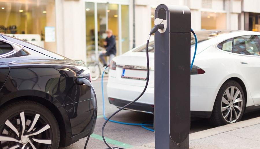 Energy crisis drives surge in electric vehicles and solar demand worldwide