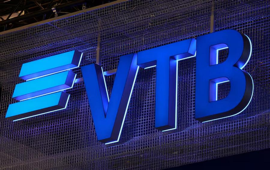 VTB reports decline in first-quarter profit but maintains annual outlook