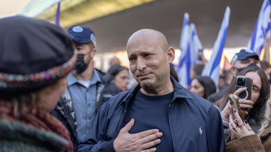 Former Israeli leaders unite to challenge Netanyahu in upcoming elections