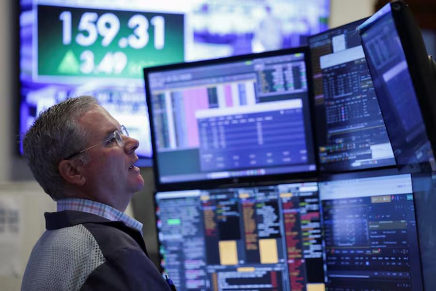 US stock futures climb as AI optimism tempers Middle East concerns