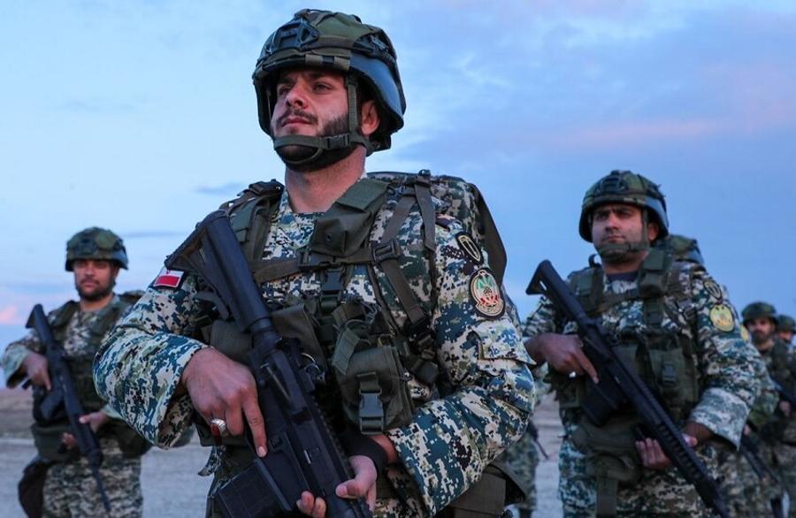 سپاه پاسداران ایران: انگشتان روی ماشه