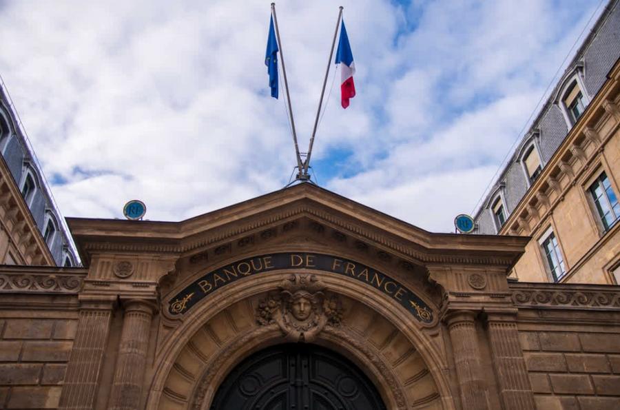France repatriates all gold from United States, secures $15 billion gain