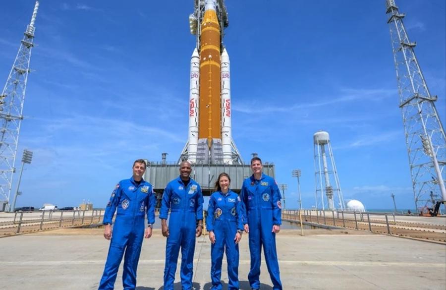 Artémis II : retour réussi des astronautes après un voyage historique autour de la Lune