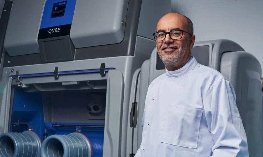 Thérapie génique : un chercheur marocain primé au Royaume-Uni pour des avancées décisives