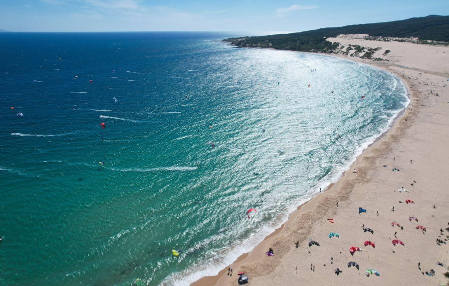 Missing girl found in Spain a year after abduction by her mother
