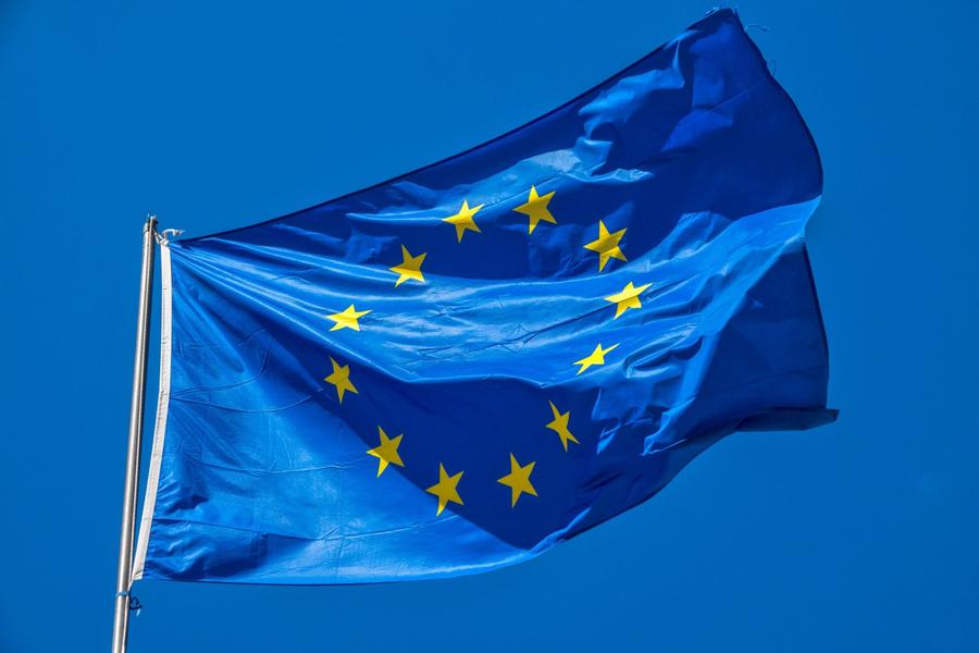 Commerce des services : l’Union européenne consolide un excédent record en 2023