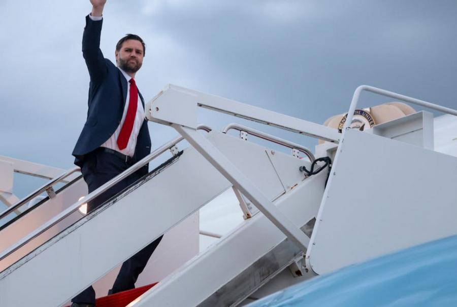 US and Iran hold Islamabad talks as Hormuz Strait remains disrupted