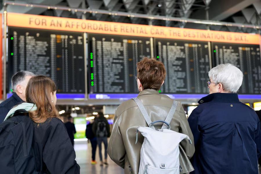 Lufthansa flights disrupted after cabin crew strike hits major german hubs