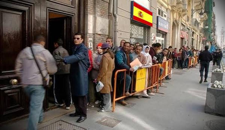 تعرف على شروط وآجال تسوية أوضاع المهاجرين بإسبانيا