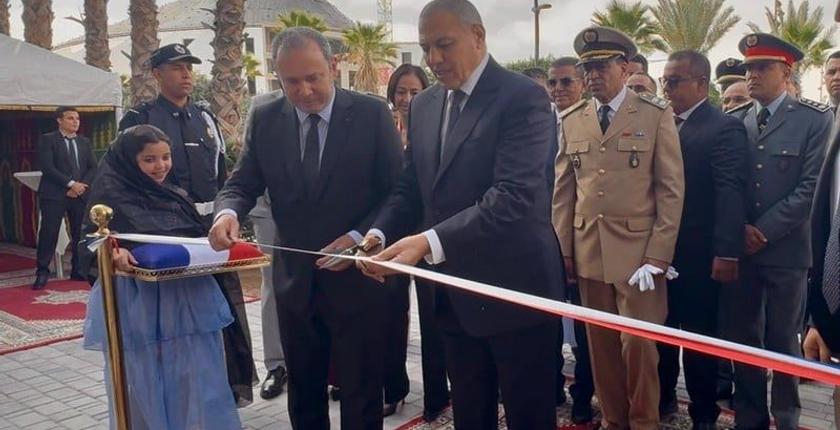 سفير فرنسا يزور العيون لتعزيز التعاون التربوي والثقافي