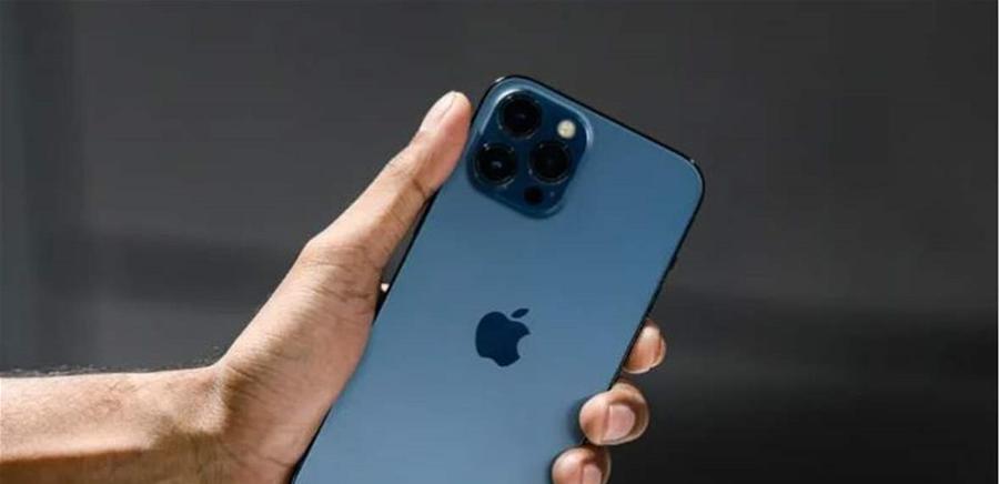 تحذير من احتيال إلكتروني يهدد مستخدمي "آيفون"