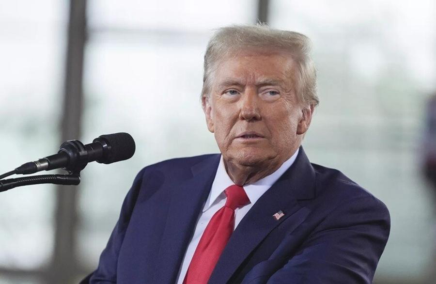 特朗普威胁称，如果中国向伊朗提供军事支持，将对中国加征50%的关税