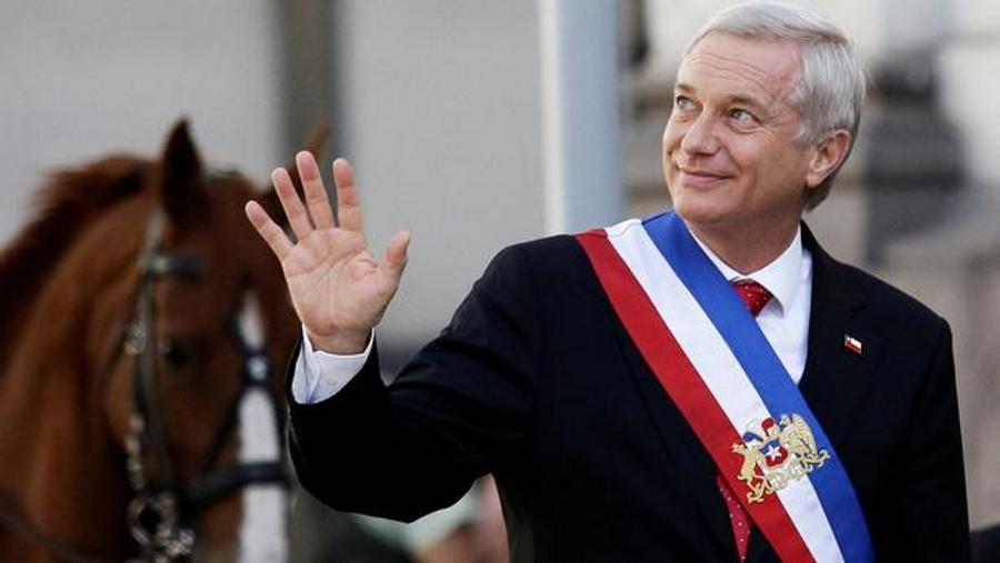 Chile’s president makes first official visit to Argentina amid political alignment