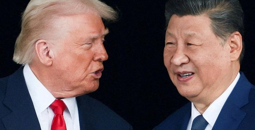 Xi Jinping holds phone talks with Donald Trump