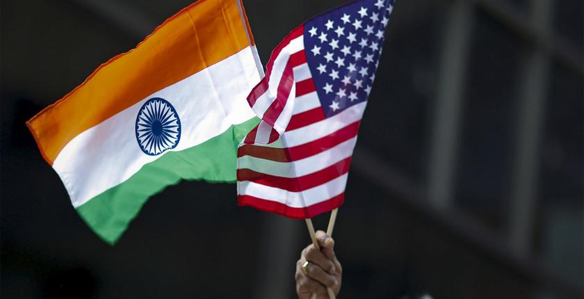 एसबीआई की रिपोर्ट के अनुसार, भारत-अमेरिका समझौते के बाद एक साल के भीतर अमेरिका के साथ भारत का व्यापार अधिशेष 90 अरब अमेरिकी डॉलर से अधिक हो सकता है।