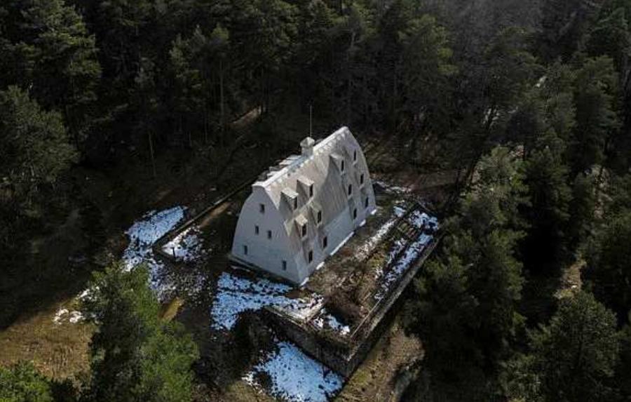 España confirma que Gaudí diseñó refugio aislado en Cataluña
