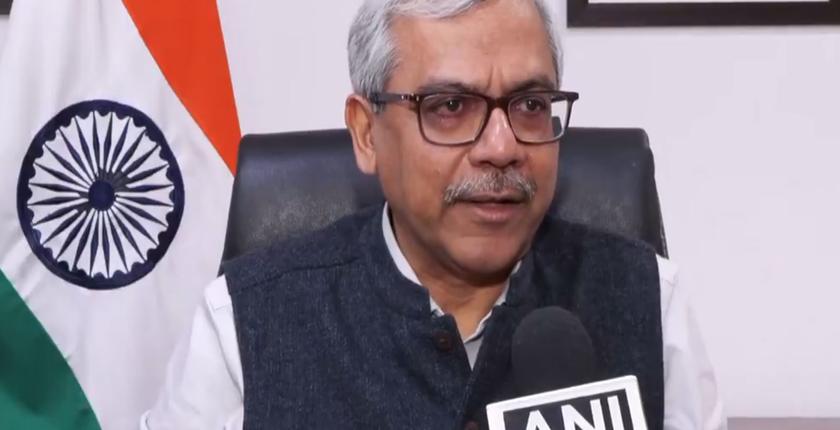 आईसीएमआर के महानिदेशक का कहना है कि केंद्रीय बजट 2026 में फार्मा सेक्टर की कमियों को दूर करने के लिए महत्वपूर्ण कदम उठाए गए हैं।
