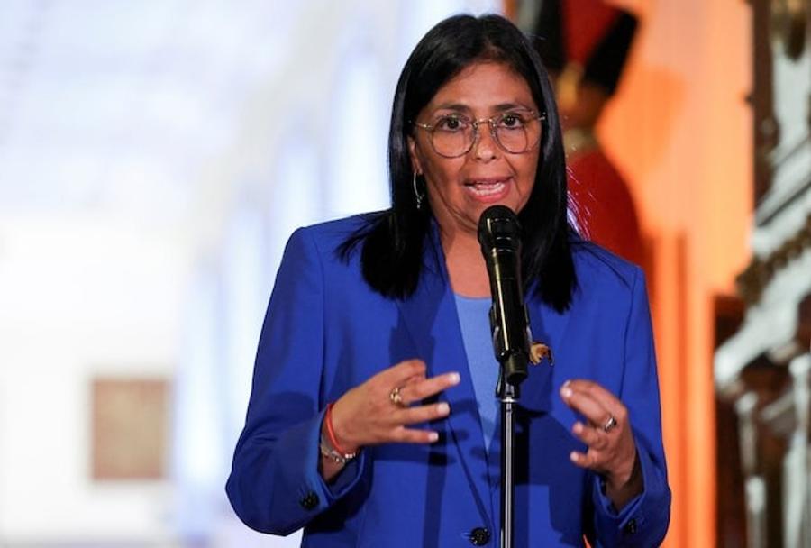 Spain calls on EU to lift sanctions on Venezuela’s interim president