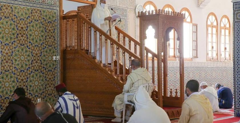 خطبة موحّدة حول “أثر الصيام في تقوية الإيمان وإتقان العمل”