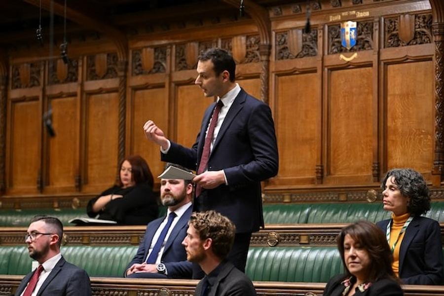 UK minister resigns despite review clearing him over journalist investigation claims