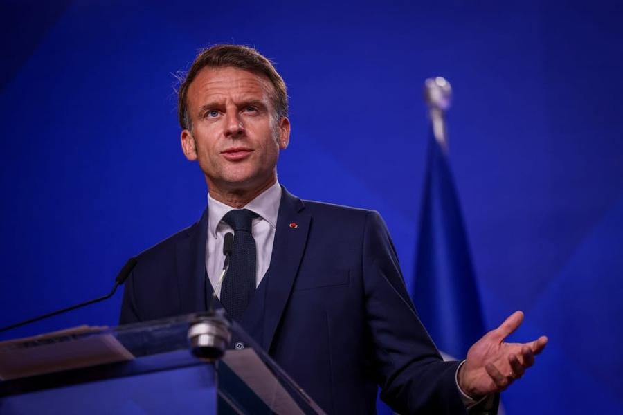 Commerce mondial : Macron réagit à la décision américaine sur les taxes douanières