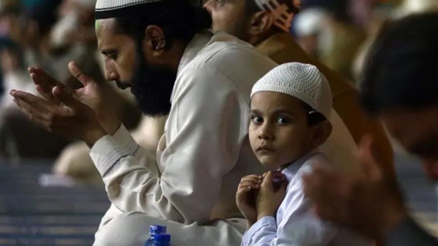 كيف يربي رمضان النفس على الصبر والرحمة؟