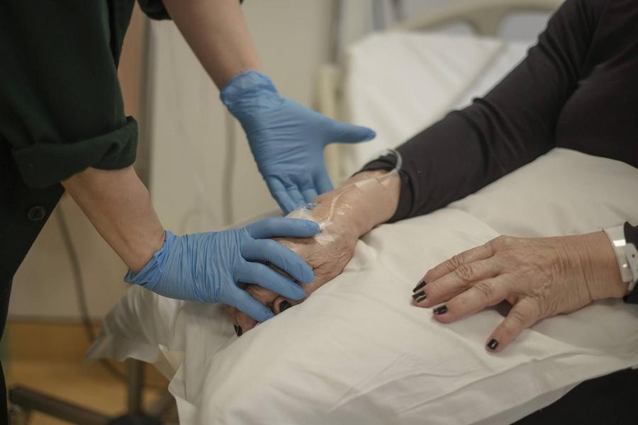 Cancer figures in Lebanon raise serious concern, warns health minister
