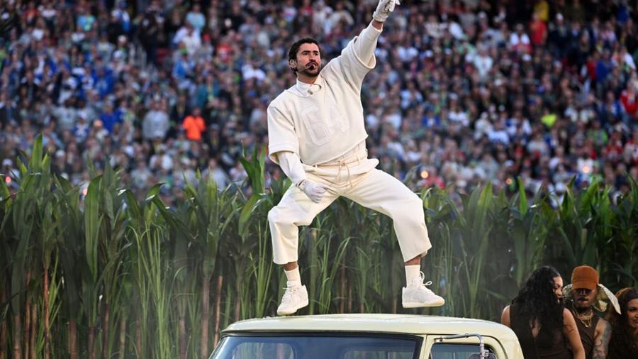 Donald Trump fustige le concert de Bad Bunny au Super Bowl et provoque la polémique