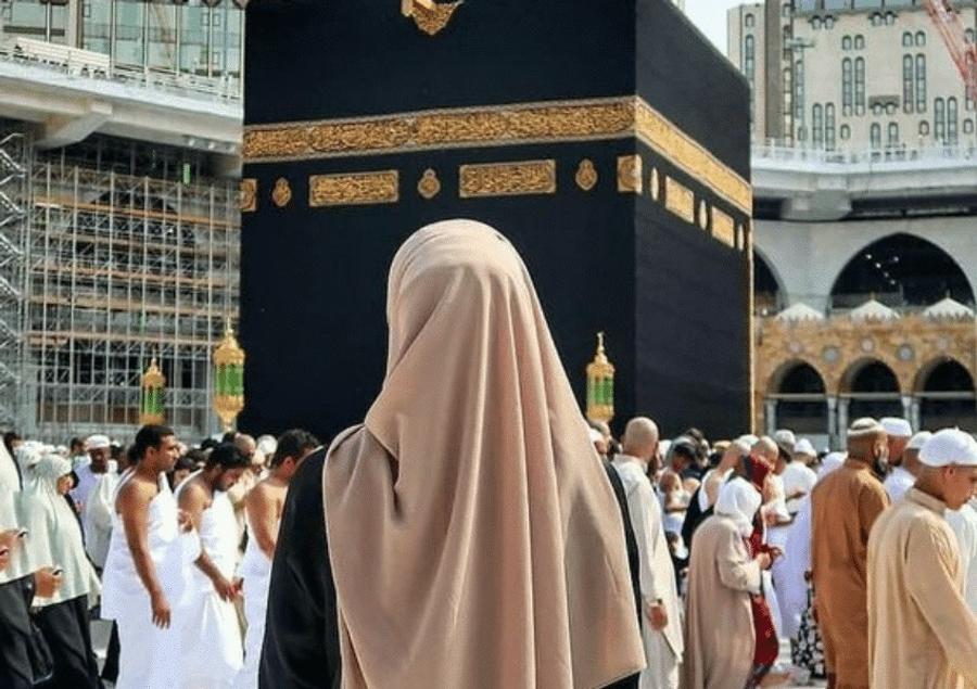 Omra : l’Observatoire marocain de protection du consommateur alerte face aux risques d’escroquerie des agences de voyages