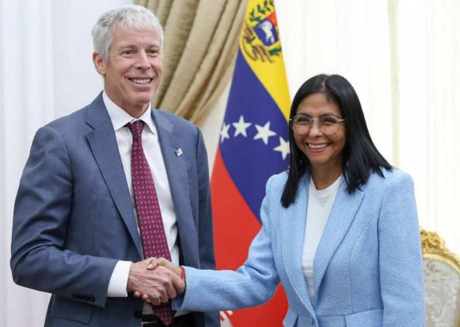 US energy secretary pledges dramatic rise in Venezuela oil output